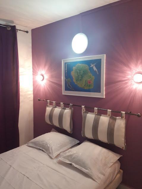Chambre Simple avec Salle de Bains Commune